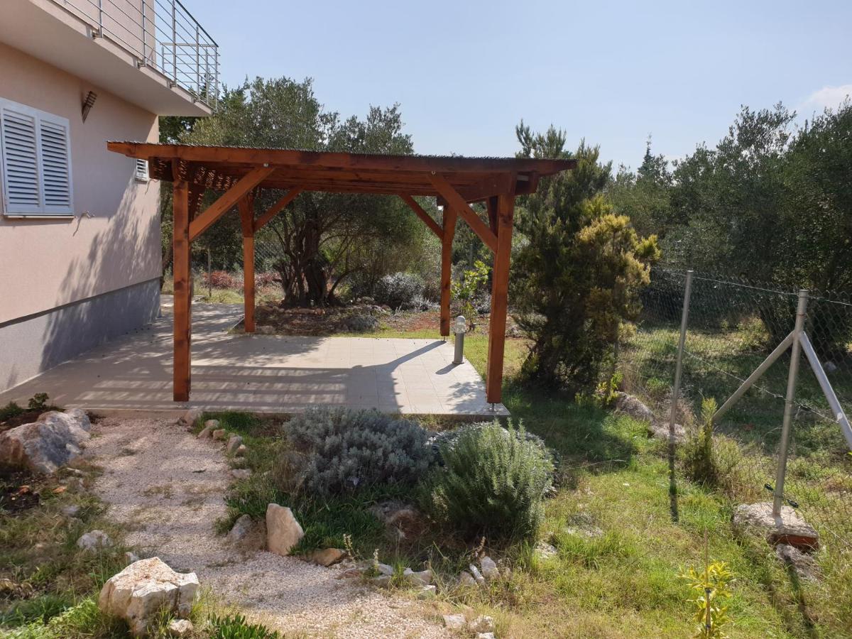 Olive Apartments Углян Экстерьер фото