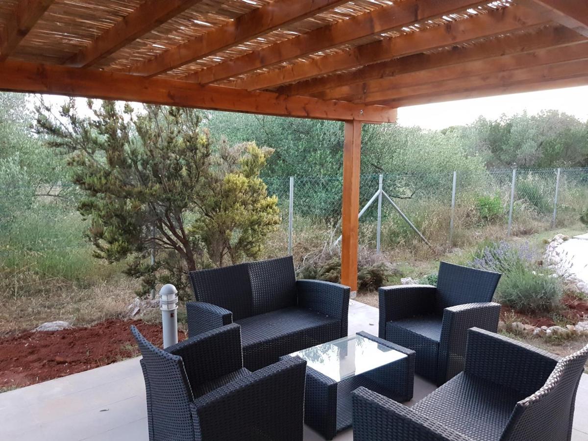 Olive Apartments Углян Экстерьер фото