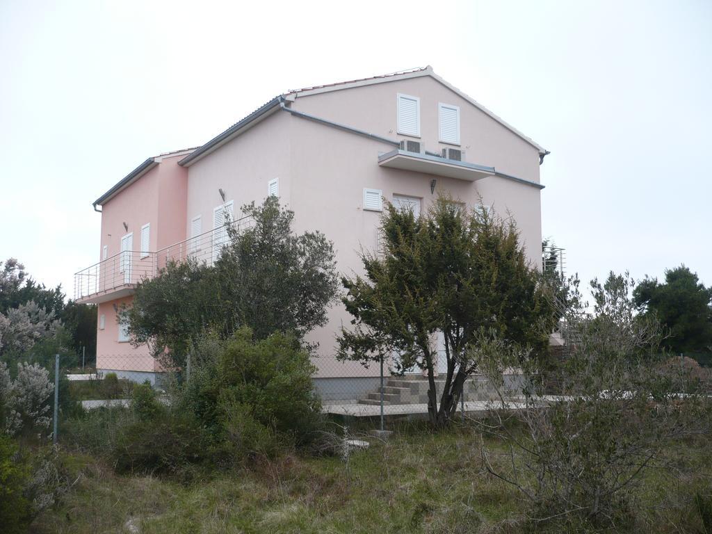 Olive Apartments Углян Номер фото