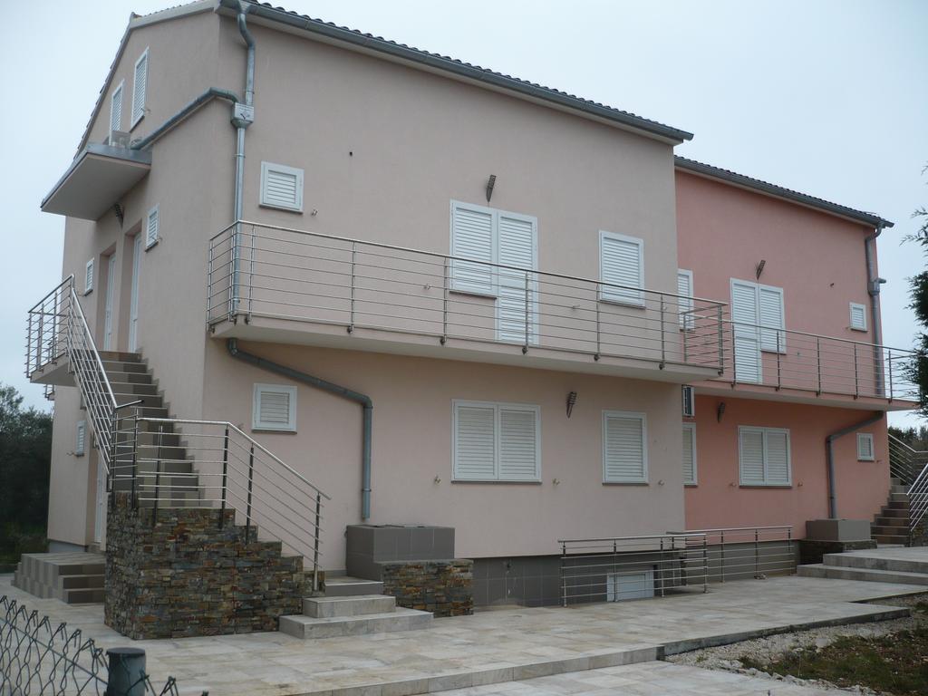 Olive Apartments Углян Номер фото