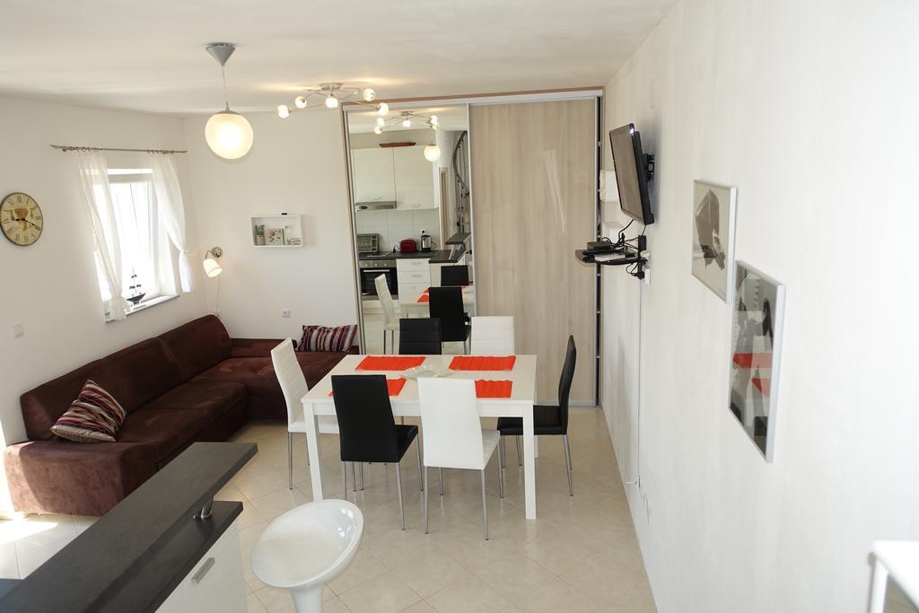 Olive Apartments Углян Экстерьер фото