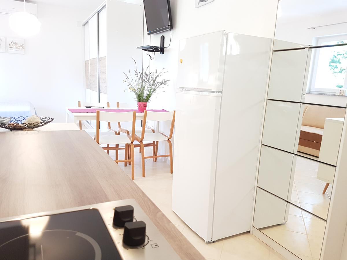 Olive Apartments Углян Экстерьер фото